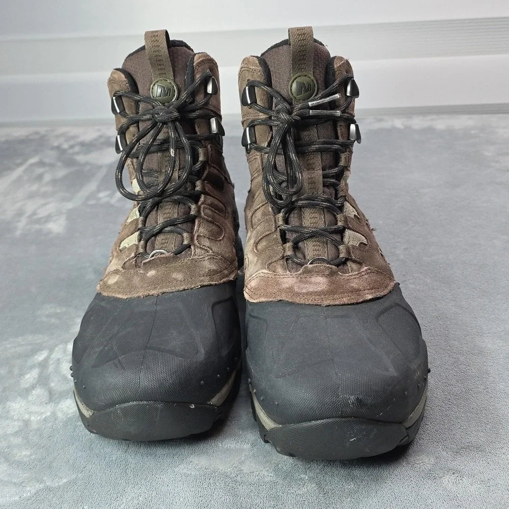 Merrell Moab Polar Waterproof Winter Boots espresso brown and black colorway.‎